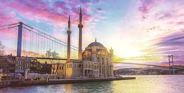Yabancı Öğrenciler Neden Türkiye’yi Tercih Ediyor